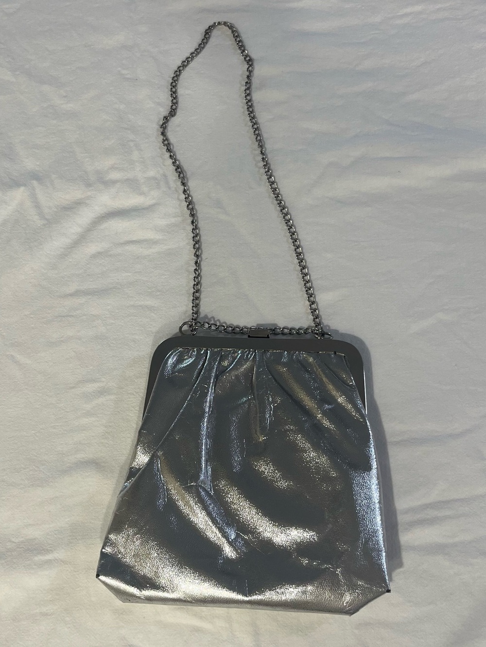Vintage Metallic Silver Chain Handle Evening Bag